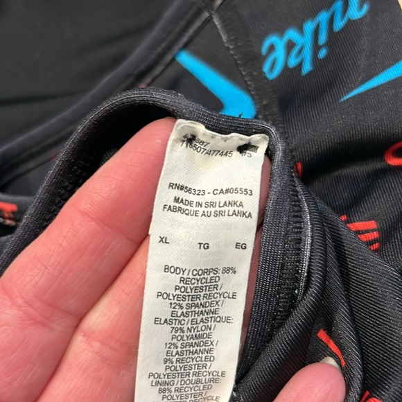 Nike Sports bra - Picture 5 of 5